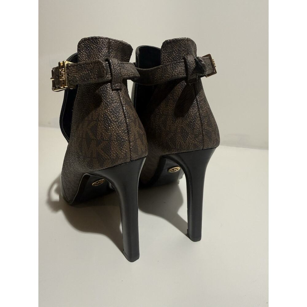 Michael Kors Peep Toe Ankle Booties Black Leather MK Logo Strap Size 6.5M - Picture 3 of 6